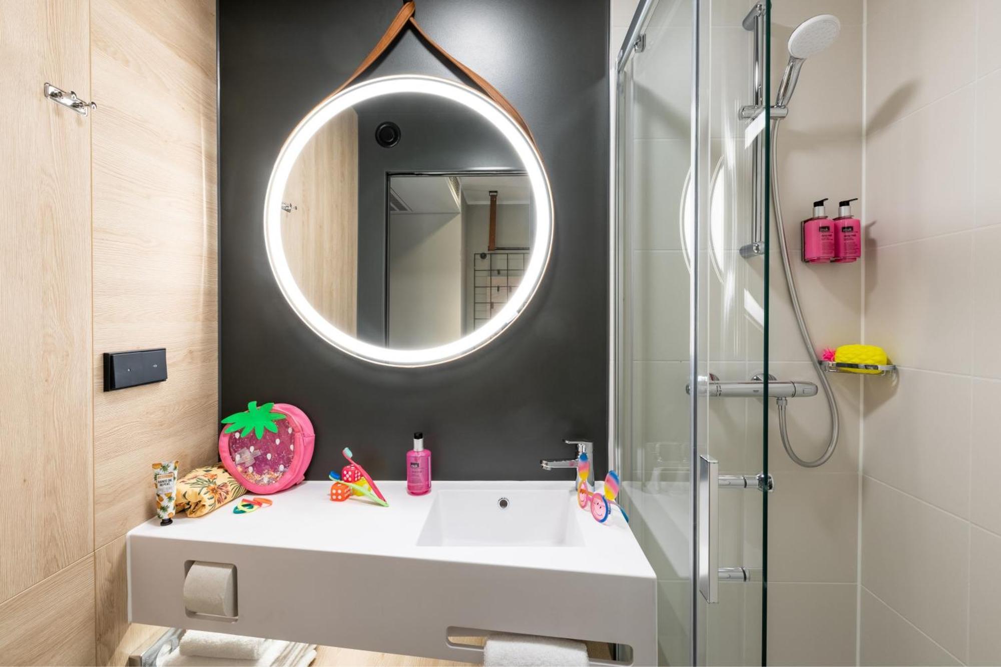 Moxy Dortmund City Εξωτερικό φωτογραφία